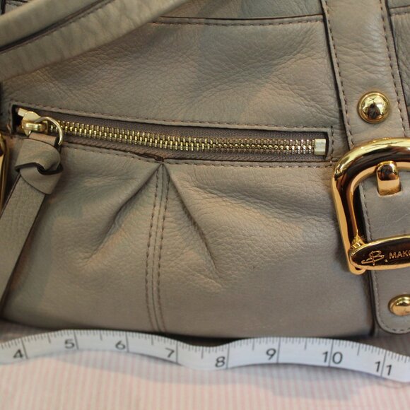 B. Makowsky Leather Shoulder Bag Beige w/gold hardware - Picture 10 of 16